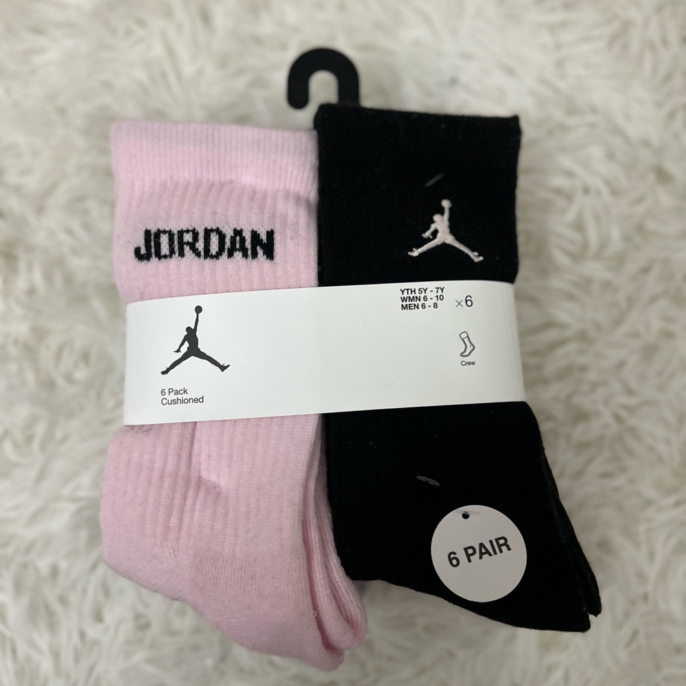 Jordan crew 6 pairs of socks